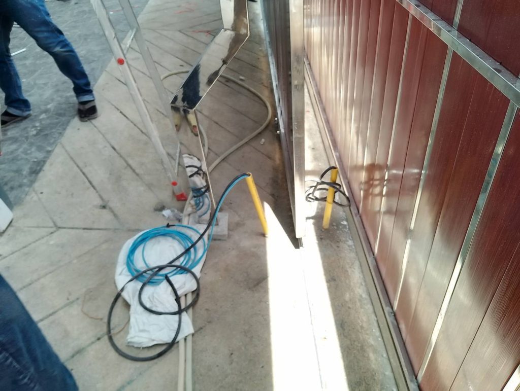 เดินสายไฟมอเตอร์ประตูรีโมท