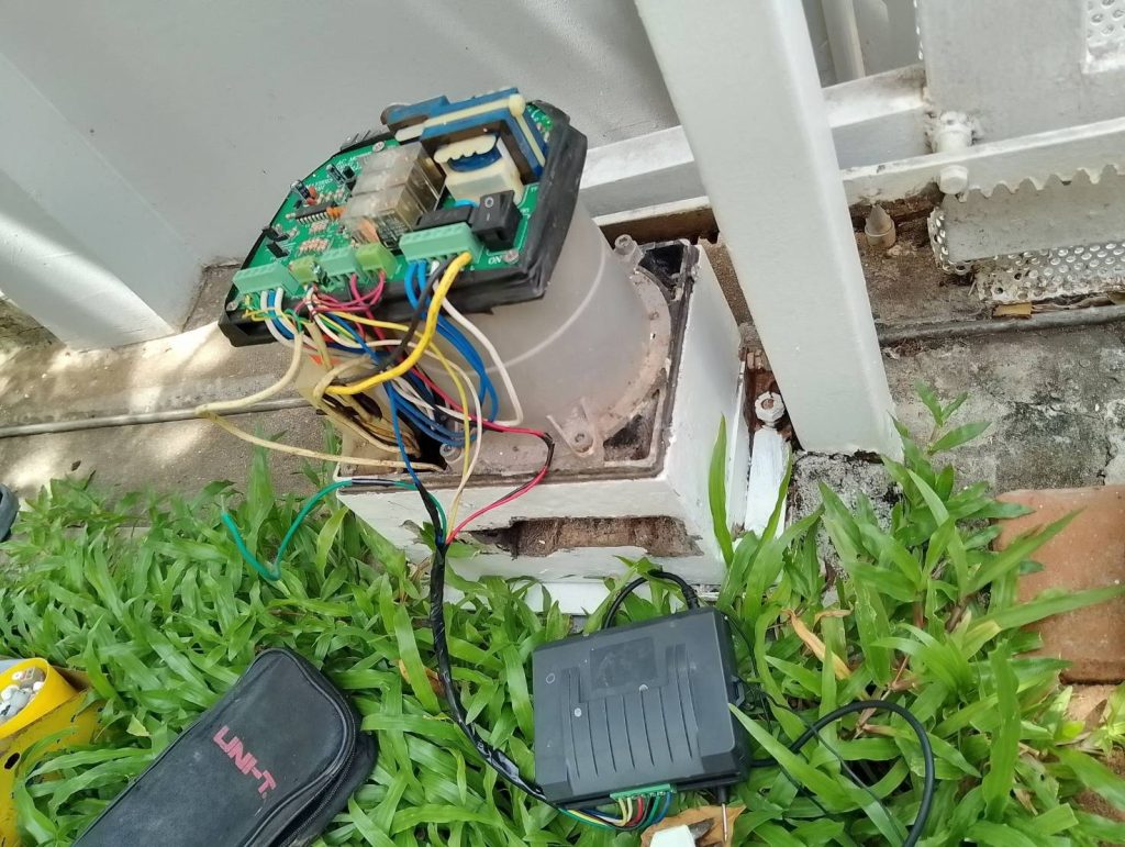 ติดตั้งมอเตอร์ประตูรีโมท