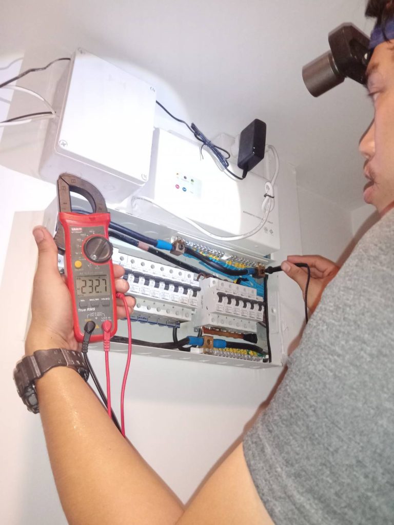 ตรวจเช็กตู้คอนซูมเมอร์