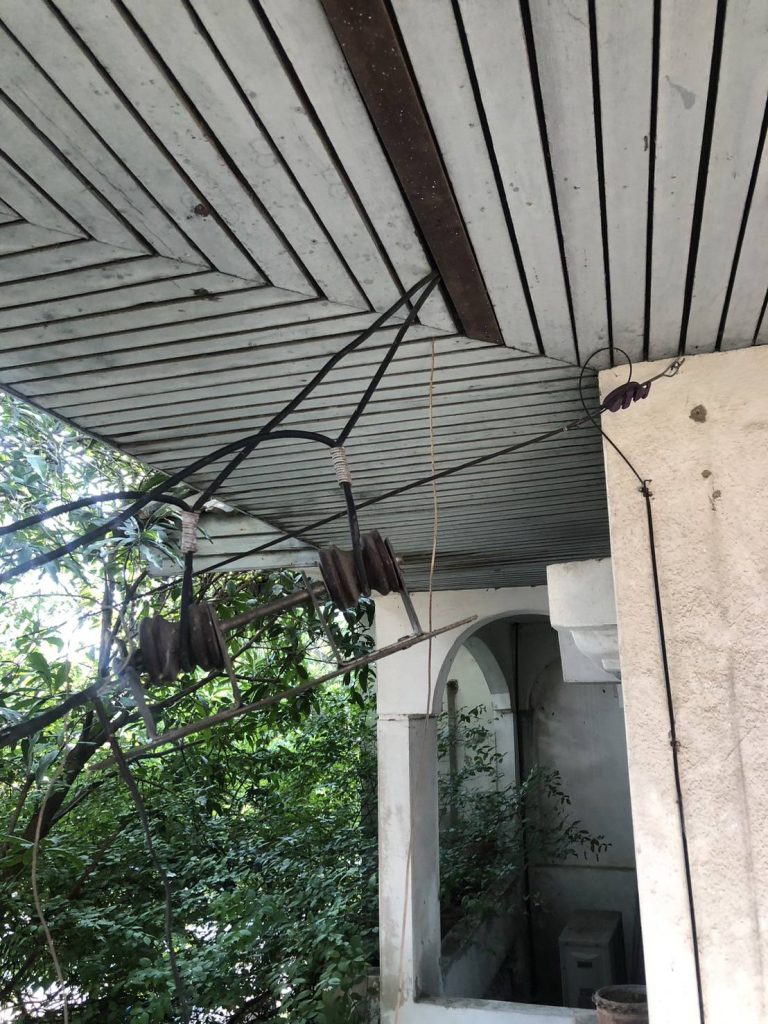 สายเมนเข้าบ้าน