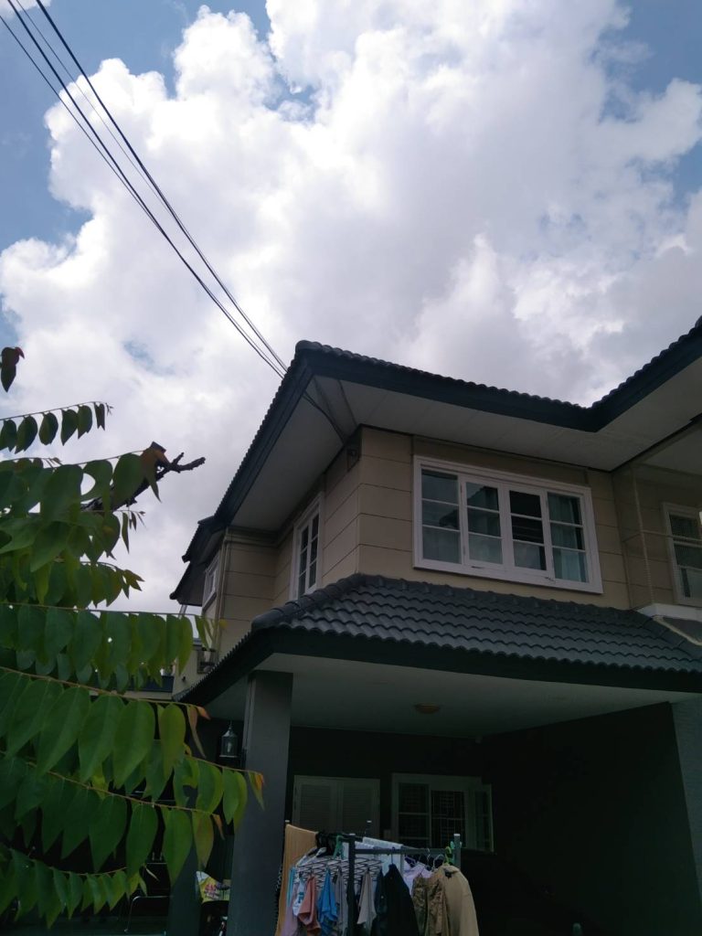 สายเมนเข้าบ้าน