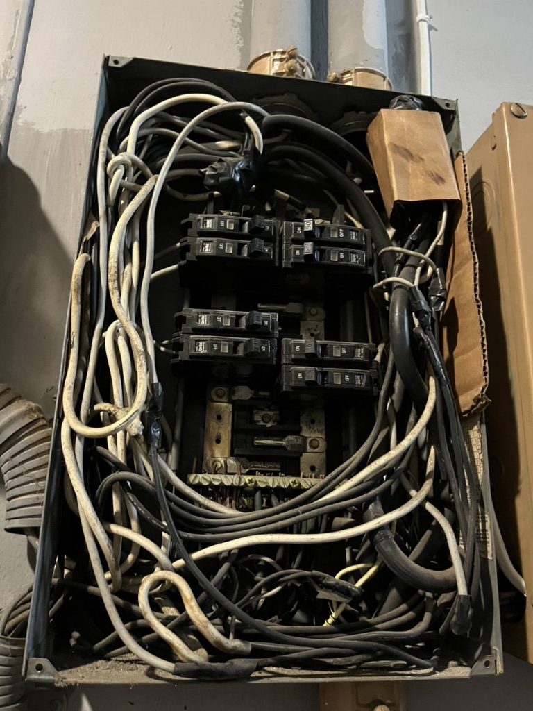 ตู้โหลดเซ็นเตอร์