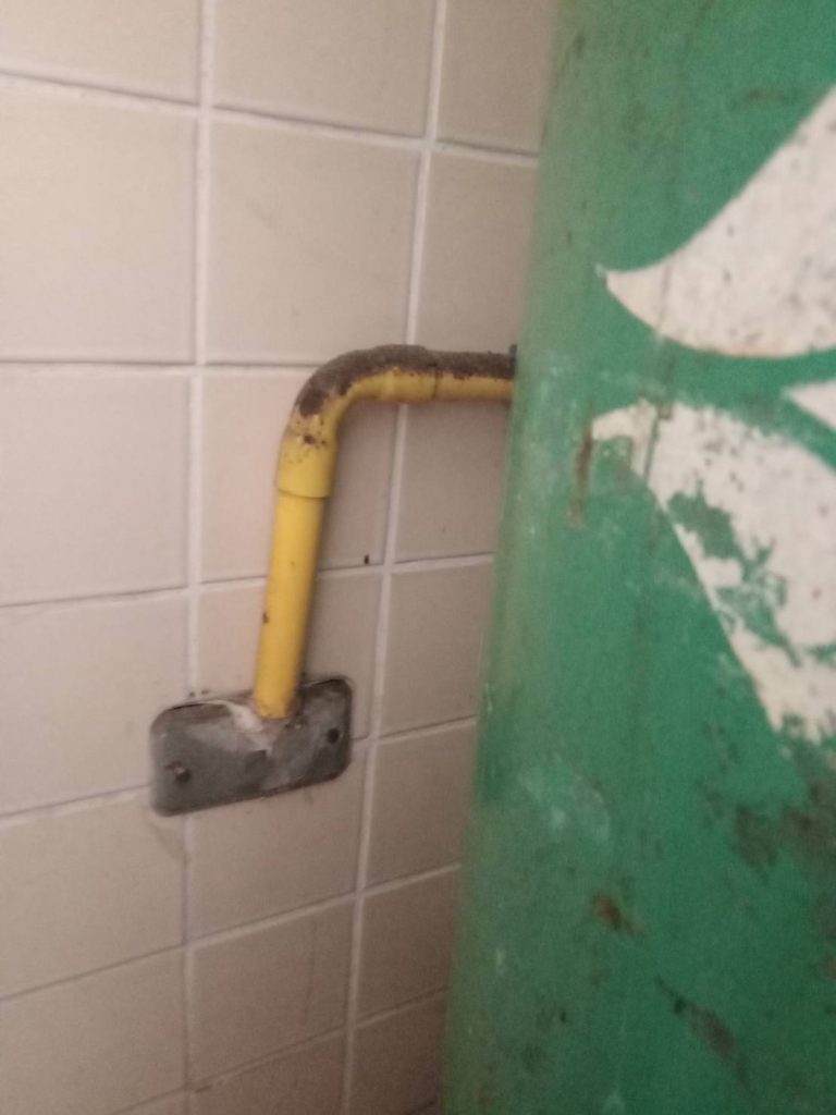 จุดต่อสายไฟ