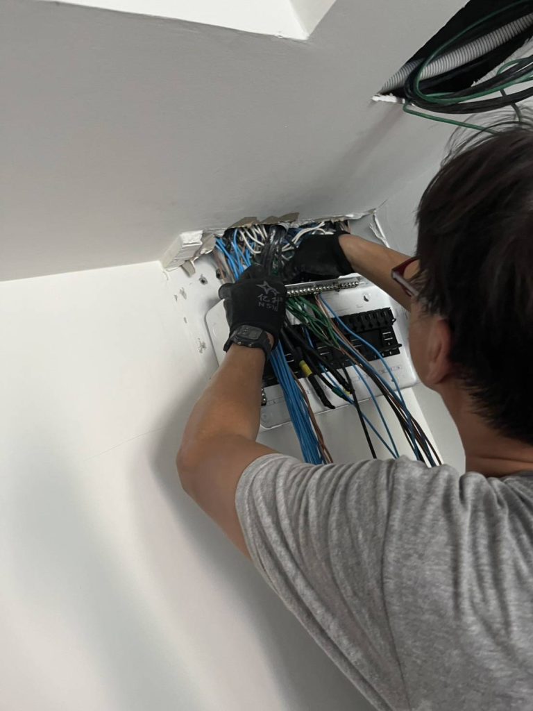 ติดตั้งตู้คอนซูมเมอร์