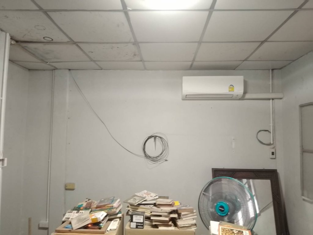 สายไฟรอการติดตั้ง