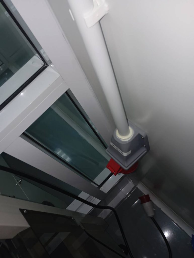 งานติดตั้งพาวเวอร์ปลั๊ก