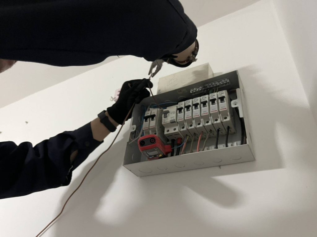 ซ่อมตู้คอนซูมเมอร์