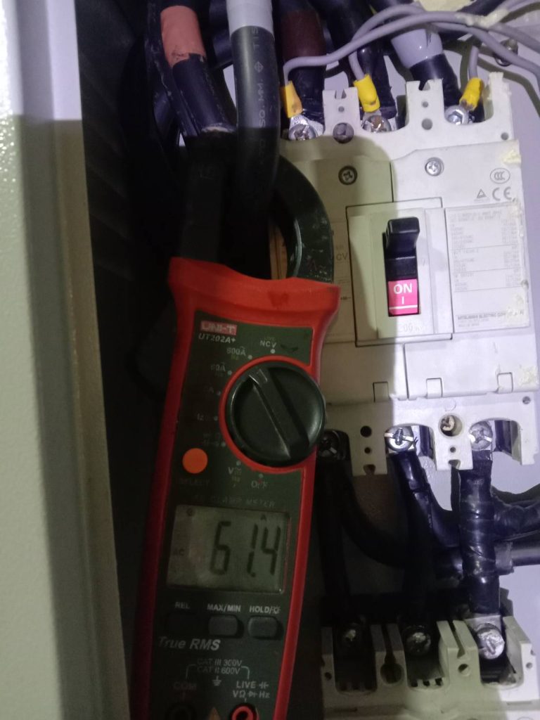 วัดไฟเมนเบรกเกอร์