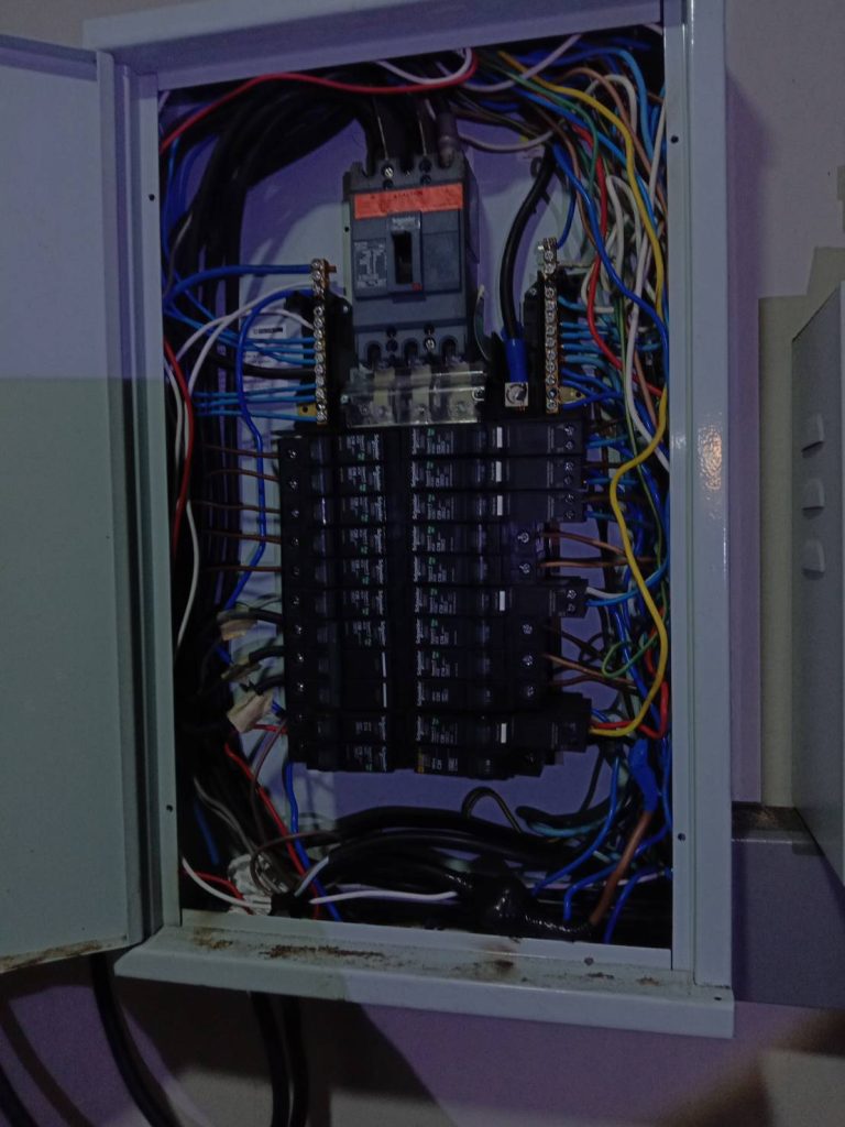 ตู้โหลดเซ็นเตอร์