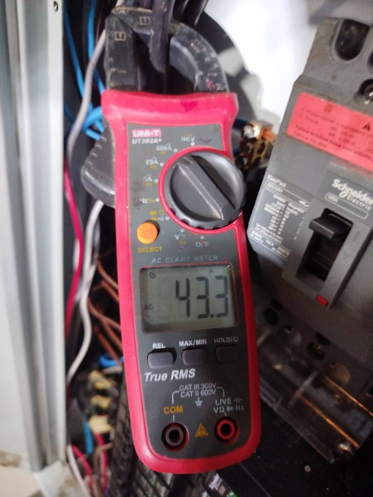 วัดไฟเมนเบรกเกอร์