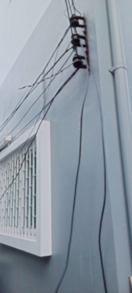 แนวสายไฟ