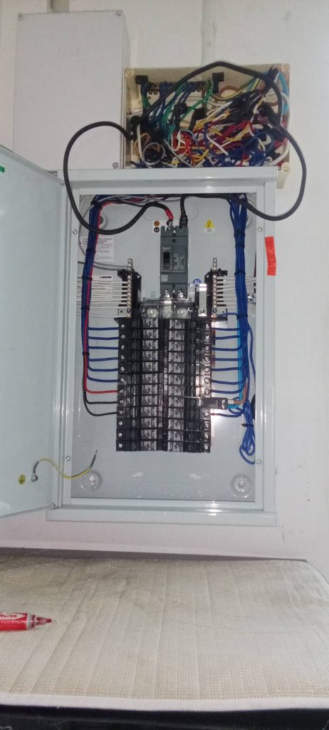 งานติดตั้งตู้โหลดเซ็นเตอร์