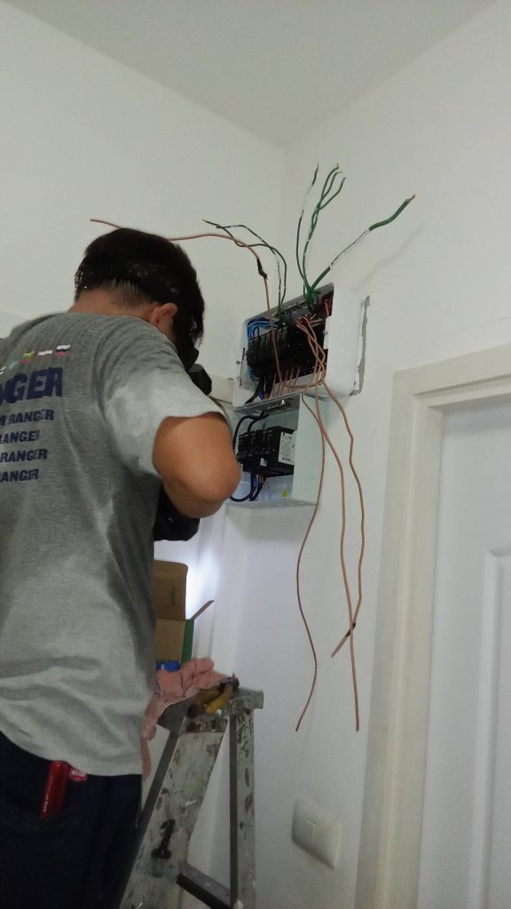 ต่อสายตู้คอนซูมเมอร์