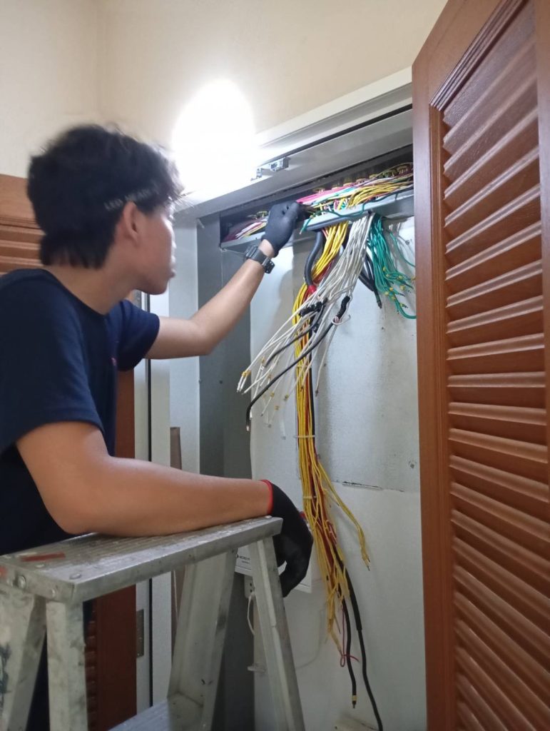 ติดตั้งตู้โหลดเซ็นเตอร์