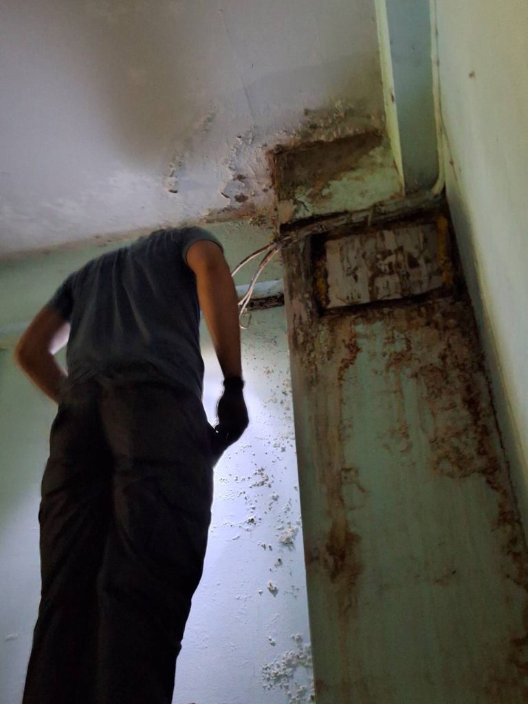 ตรวจเช็กสายไฟเก่า