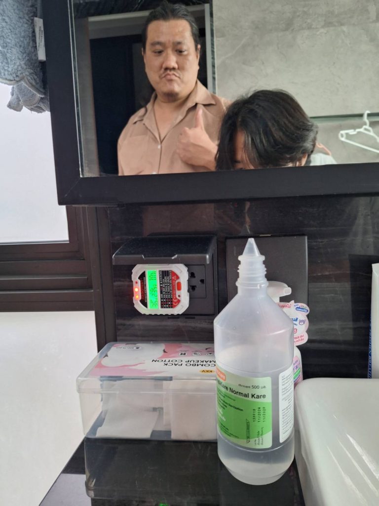 ตรวจเช็กปลั๊กไฟ