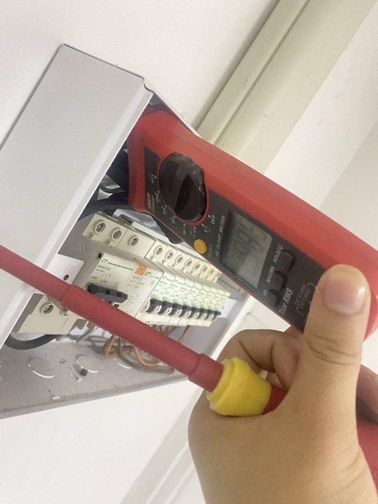 วัดไฟตู้คอนซูมเมอร์