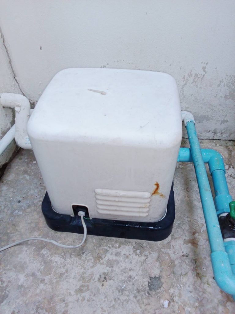 ปั๊มน้ำ