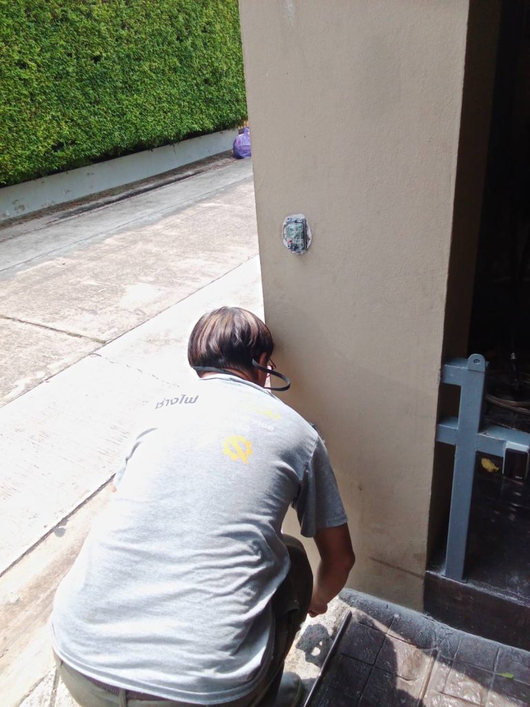 เช็กเซ็นเซอร์กันหนีบ