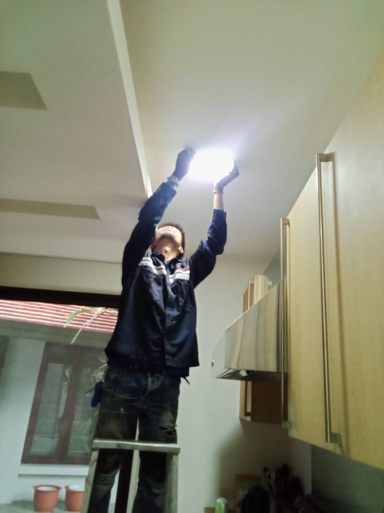 ตรวจเช็กดาวน์ไลท์