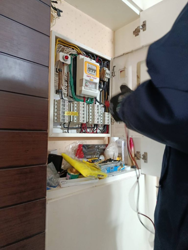 ตรวจเช็กตู้โหลดเซ็นเตอร์