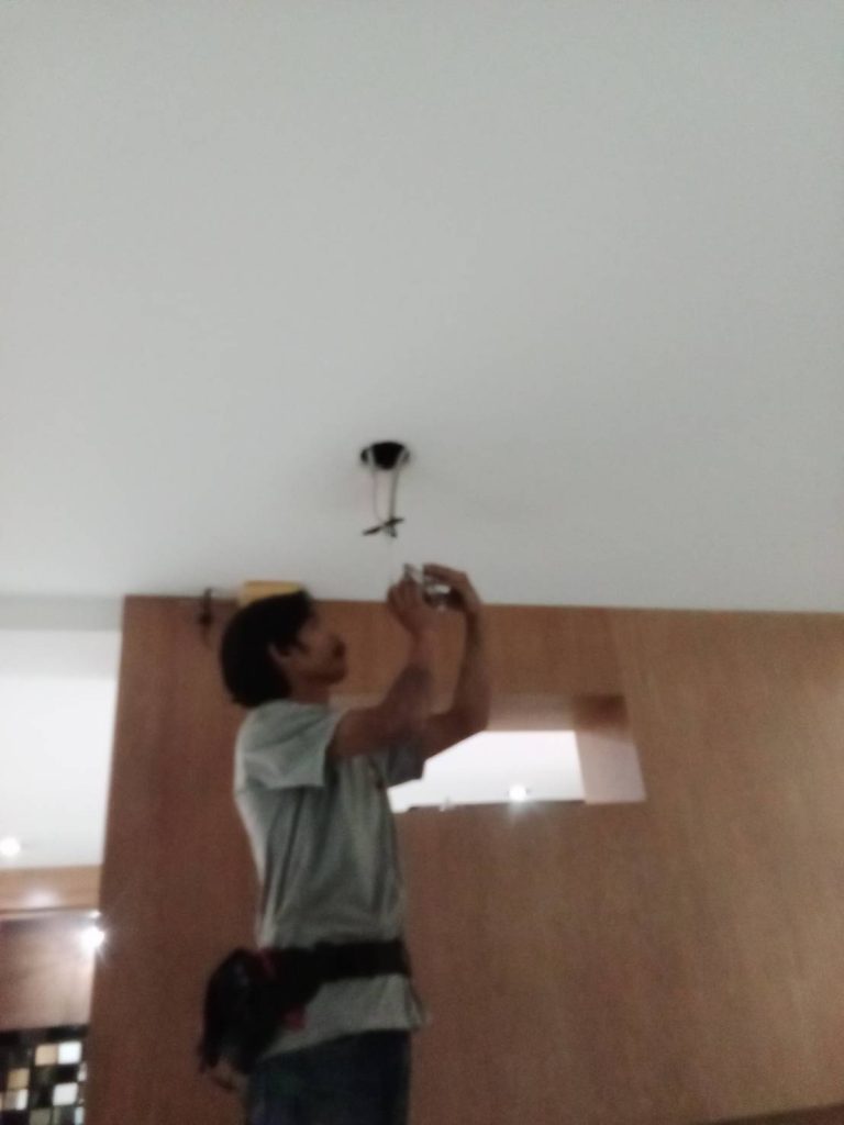 ติดตั้งไฟดาวน์ไลท์