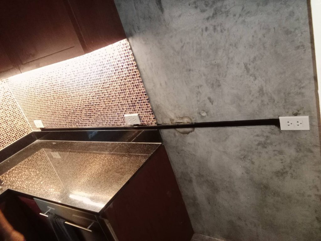 ติดตั้งปลั๊กไฟ