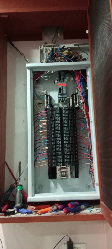 ตรวจเช็กตู้โหลดเซ็นเตอร์