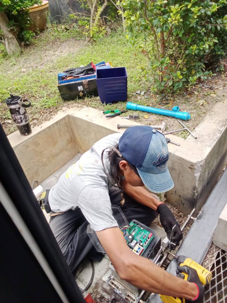 ซ่อมระบบประตูรีโมท