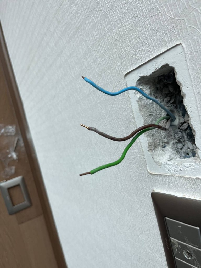 รื้อปลั๊กหาจุดช็อต