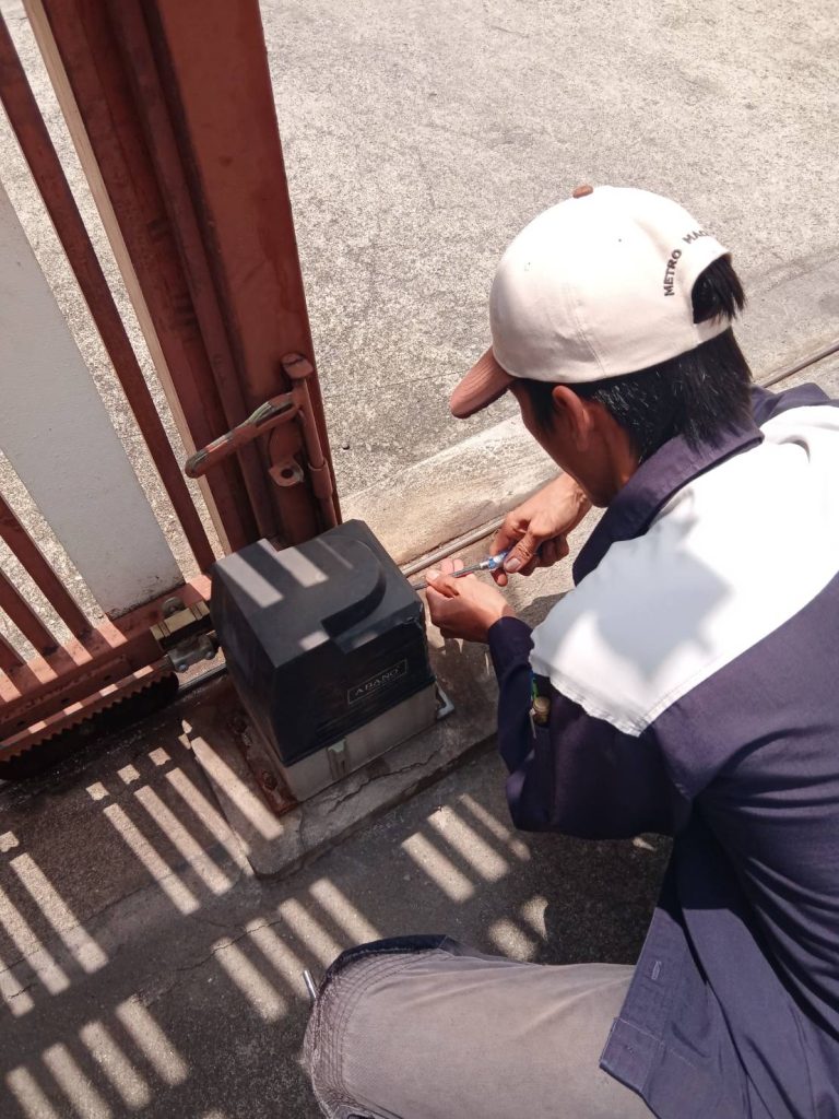 ตรวจเช็กมอเตอร์ประตูรีโมท