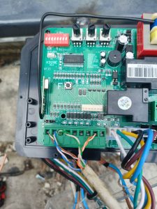 แผงวงจรมอเตอร์ประตูรีโมท