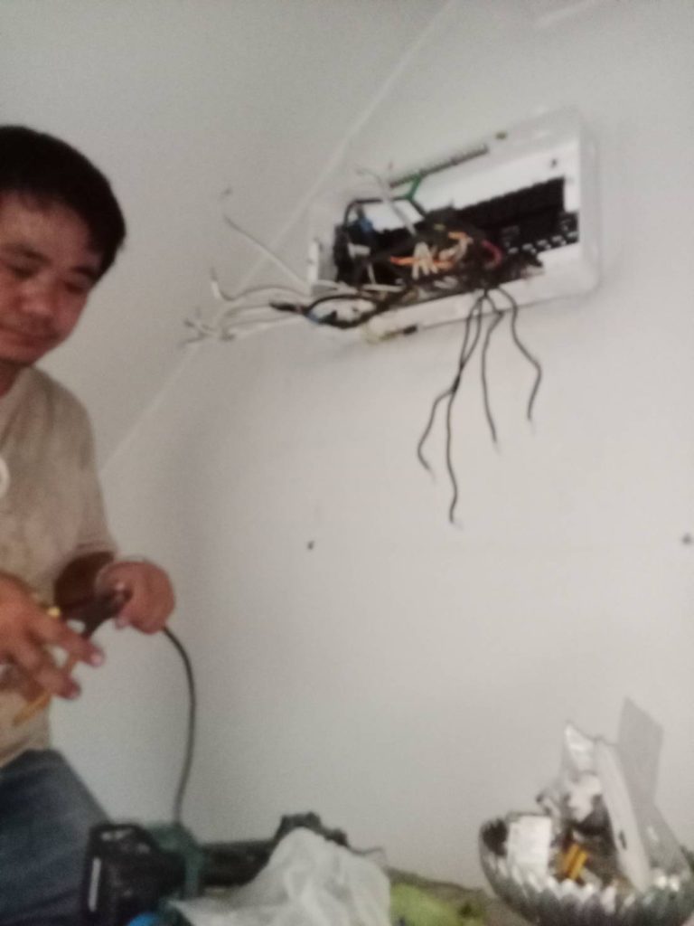 ตู้คอนซูมเมอร์