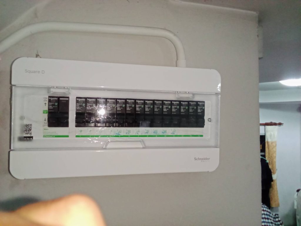 ตู้คอนซูมเมอร์