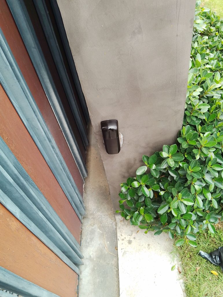 เซ็นเซอร์กันหนีบประตูรีโมท